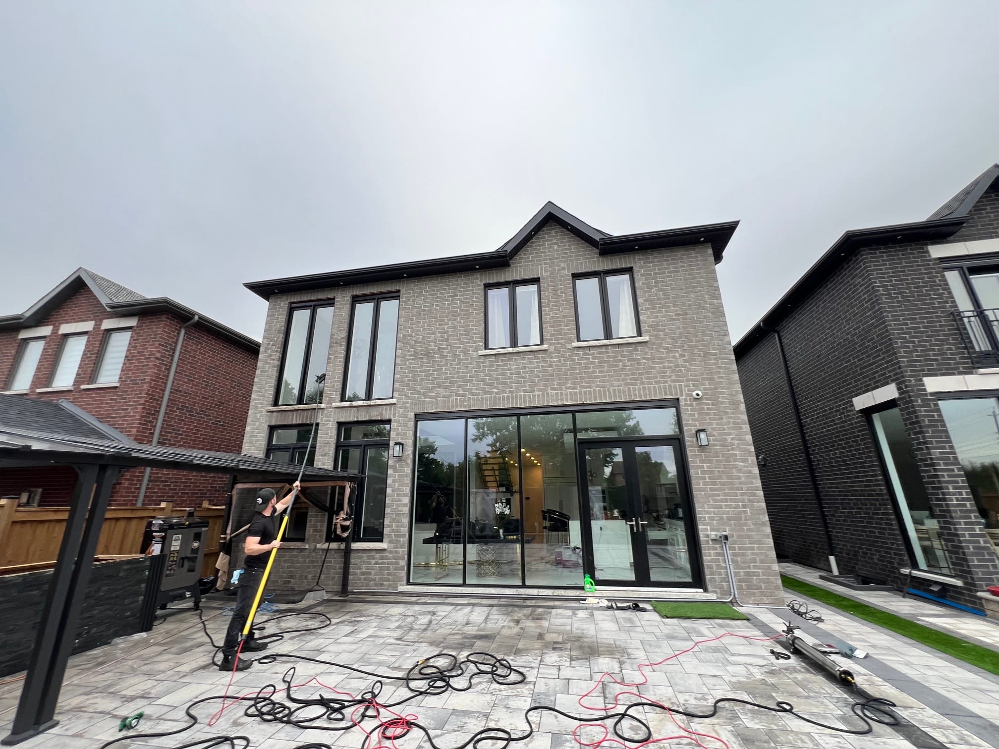 C&N Window Cleaning residential window cleaning results in Durham Region